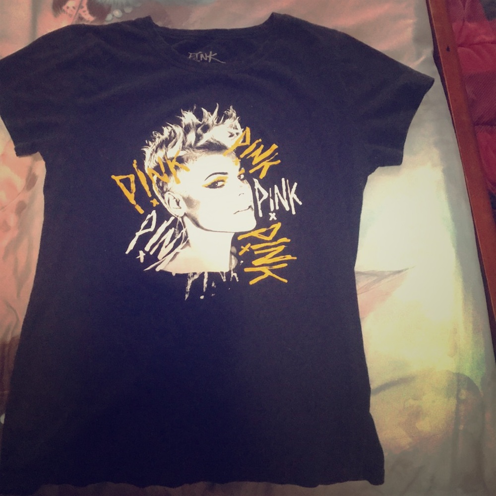 P!nk T-shirt